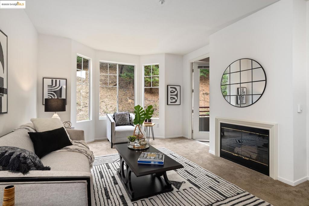 PARKWOOD CONDOS - Residential