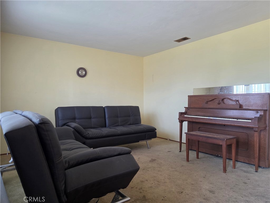 1206 W 134th