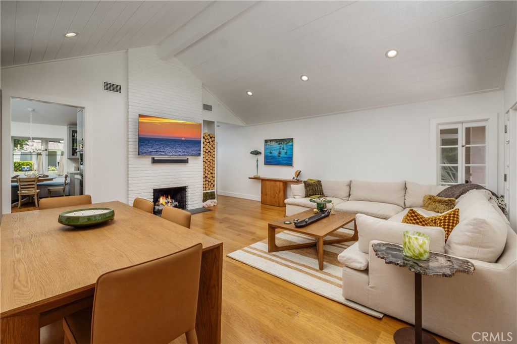 415 Walnut