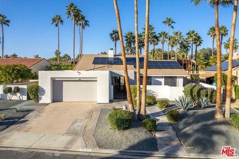 Photo of 70895 Ironwood Drive, Rancho Mirage, CA 92270 (MLS # 26663909)