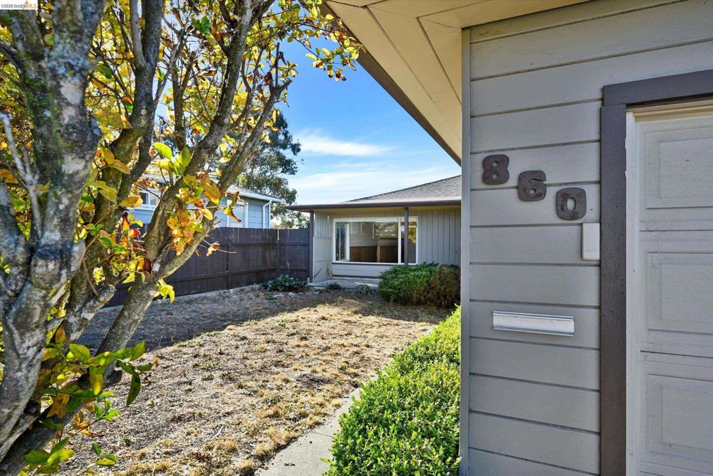860 Marin Rd