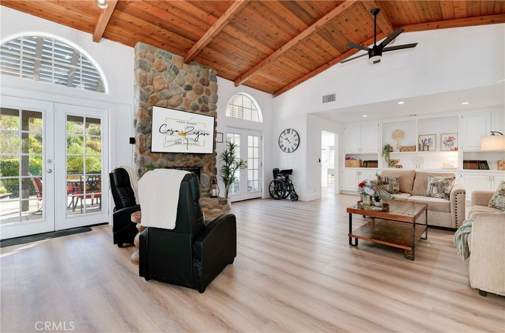 2043 Vista Valle Verde Drive