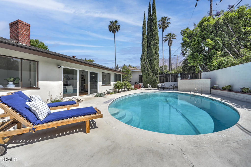 1080 Riviera Drive