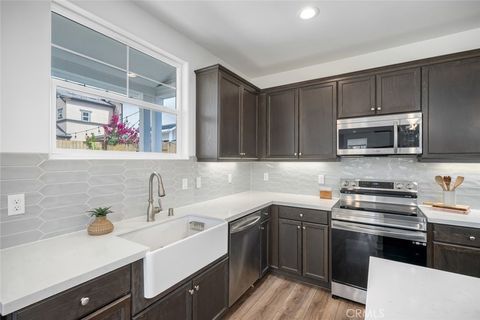 Tiny photo for 946 Parkview PL, San Luis Obispo, CA 93405 (MLS # SC26099960)