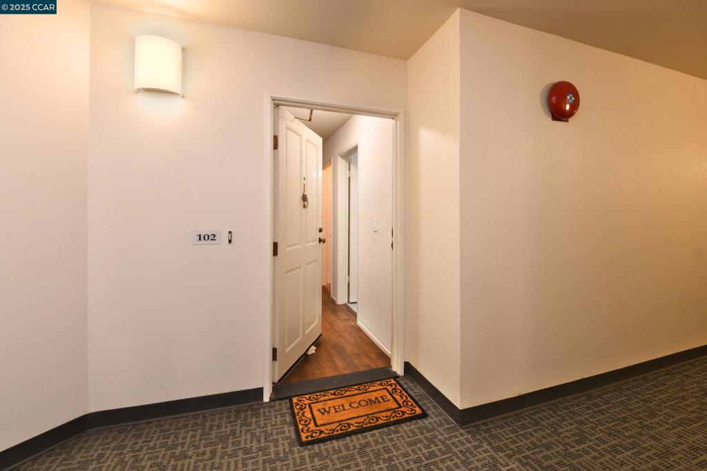 3183 Wayside Plz 102