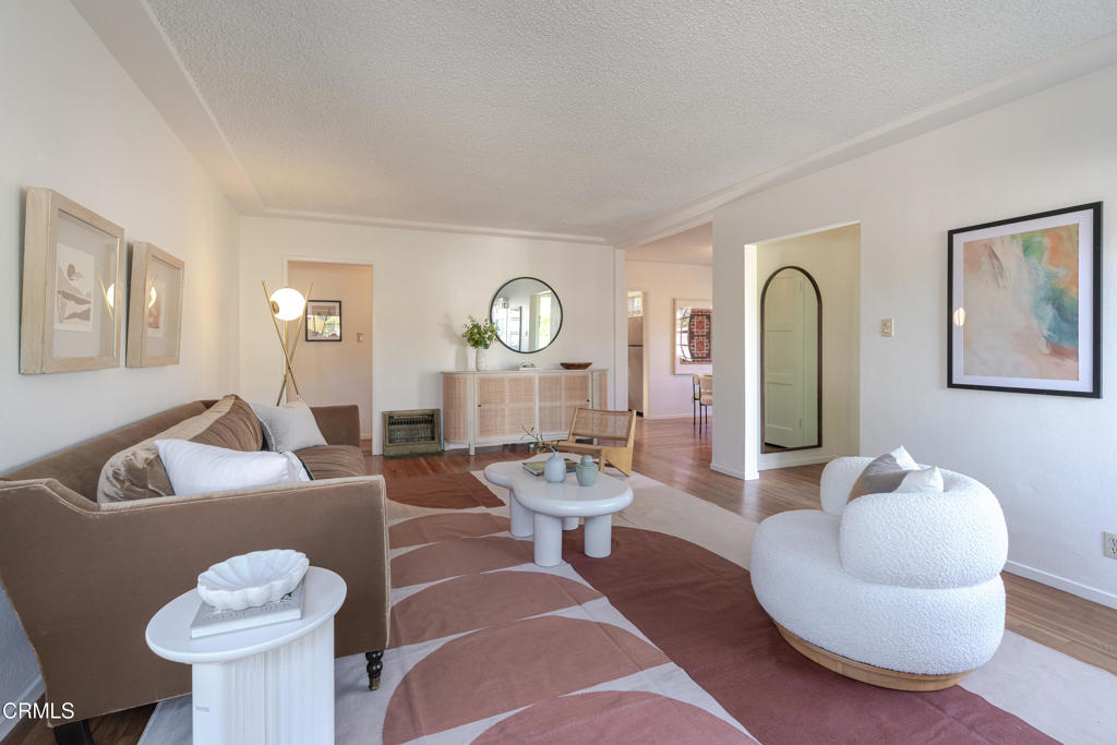 Properties 1 3349 Wood Terrace