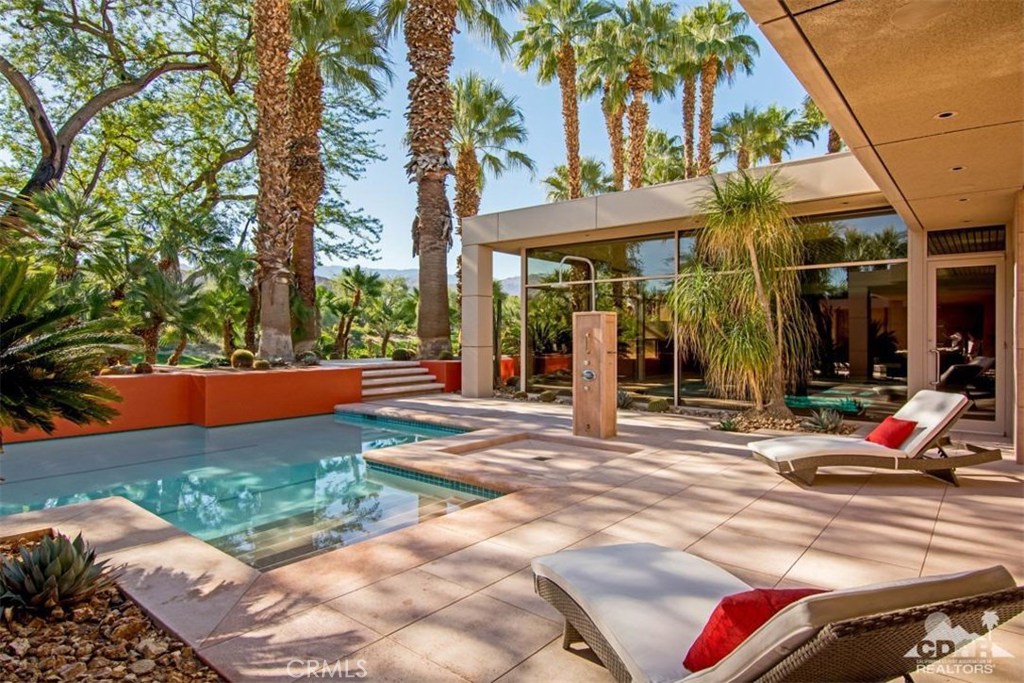 Vintage Country Club - Residential