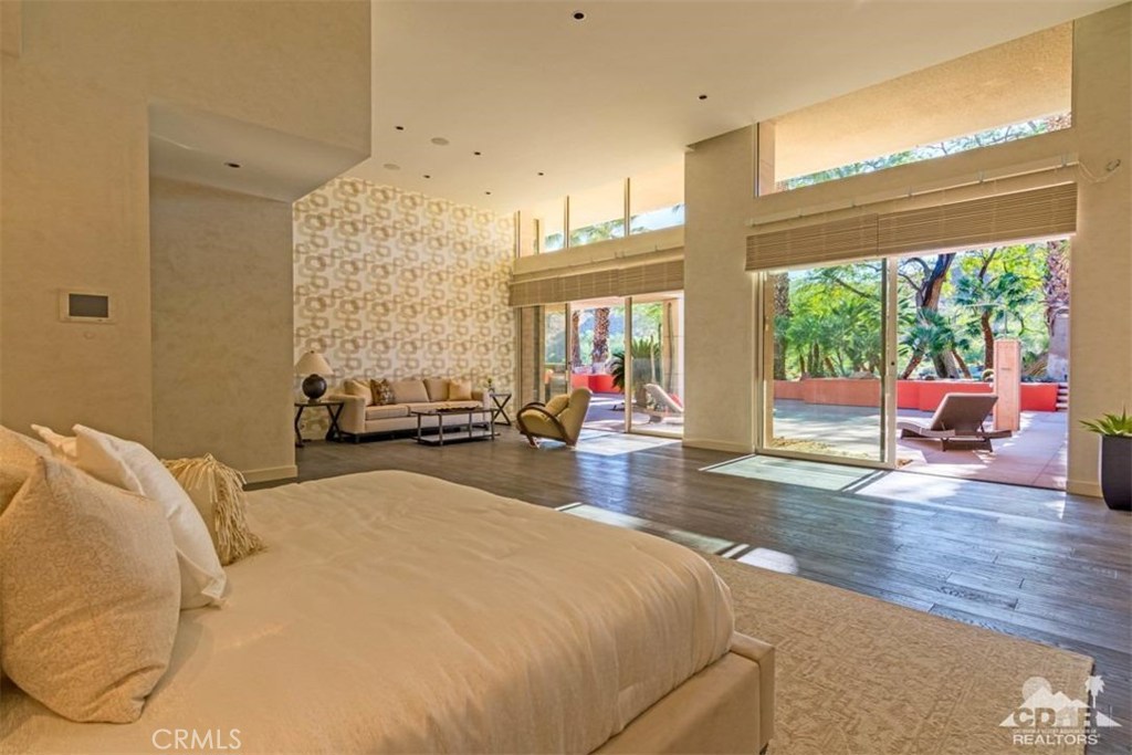 Vintage Country Club - Residential