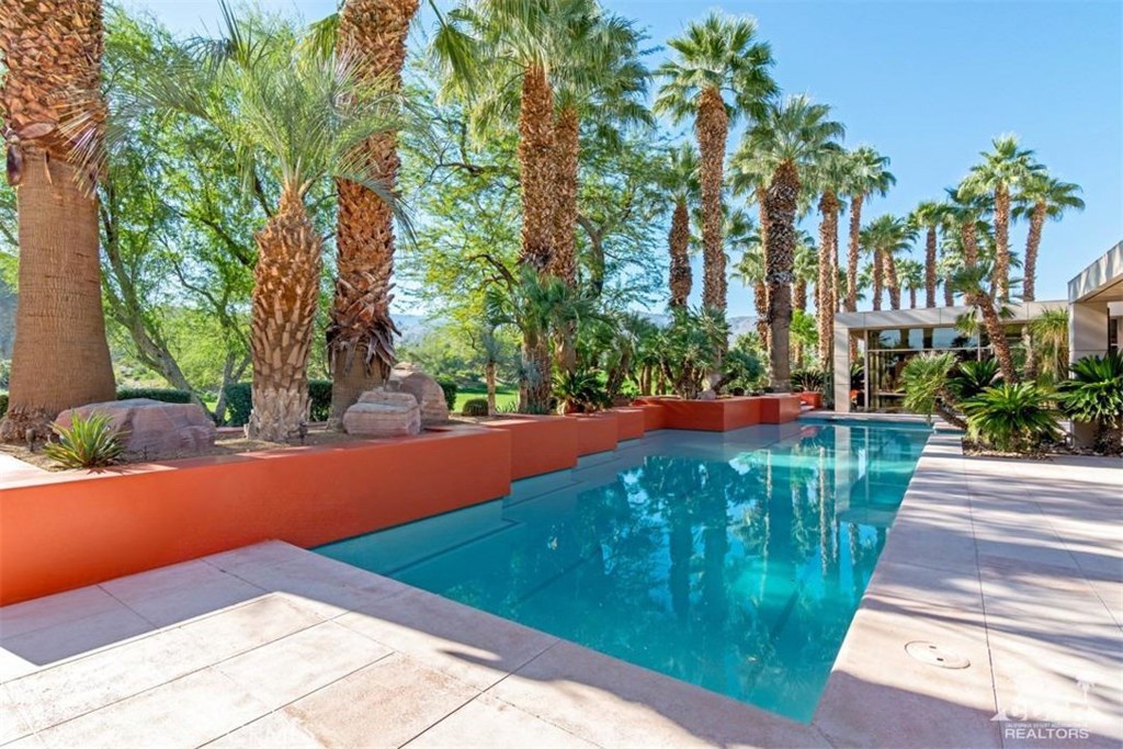 Vintage Country Club - Residential