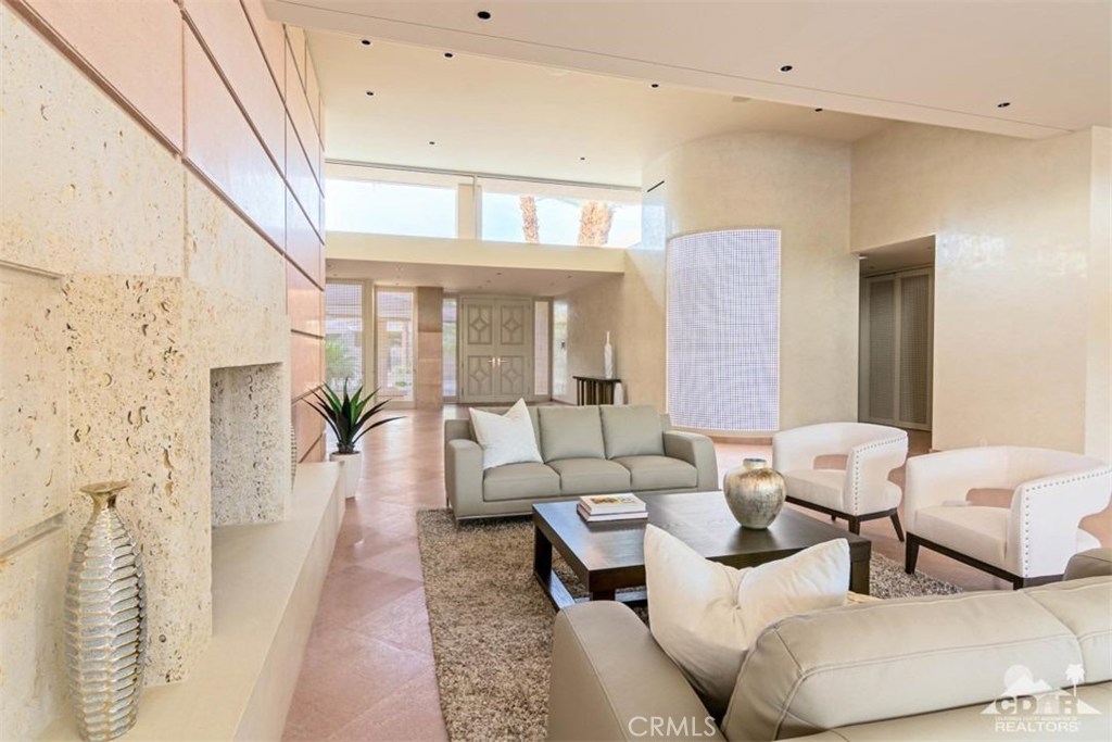 Vintage Country Club - Residential