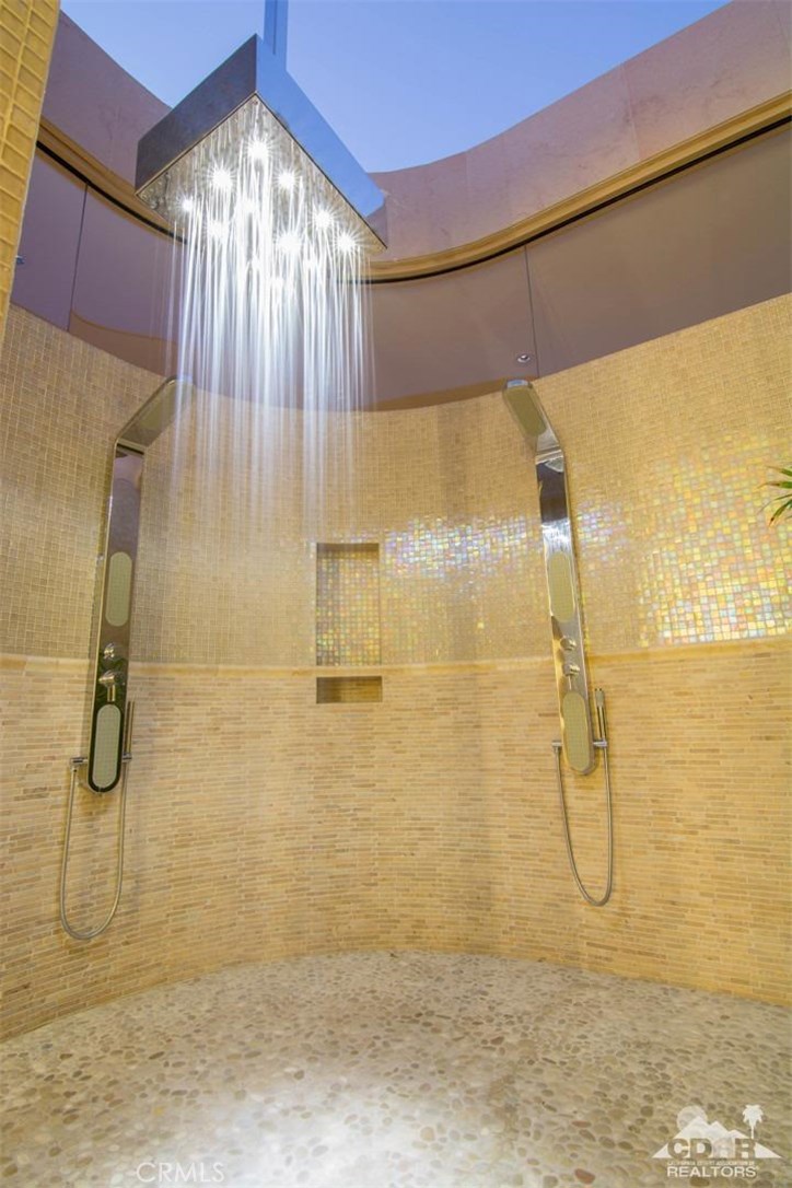 Vintage Country Club - Residential