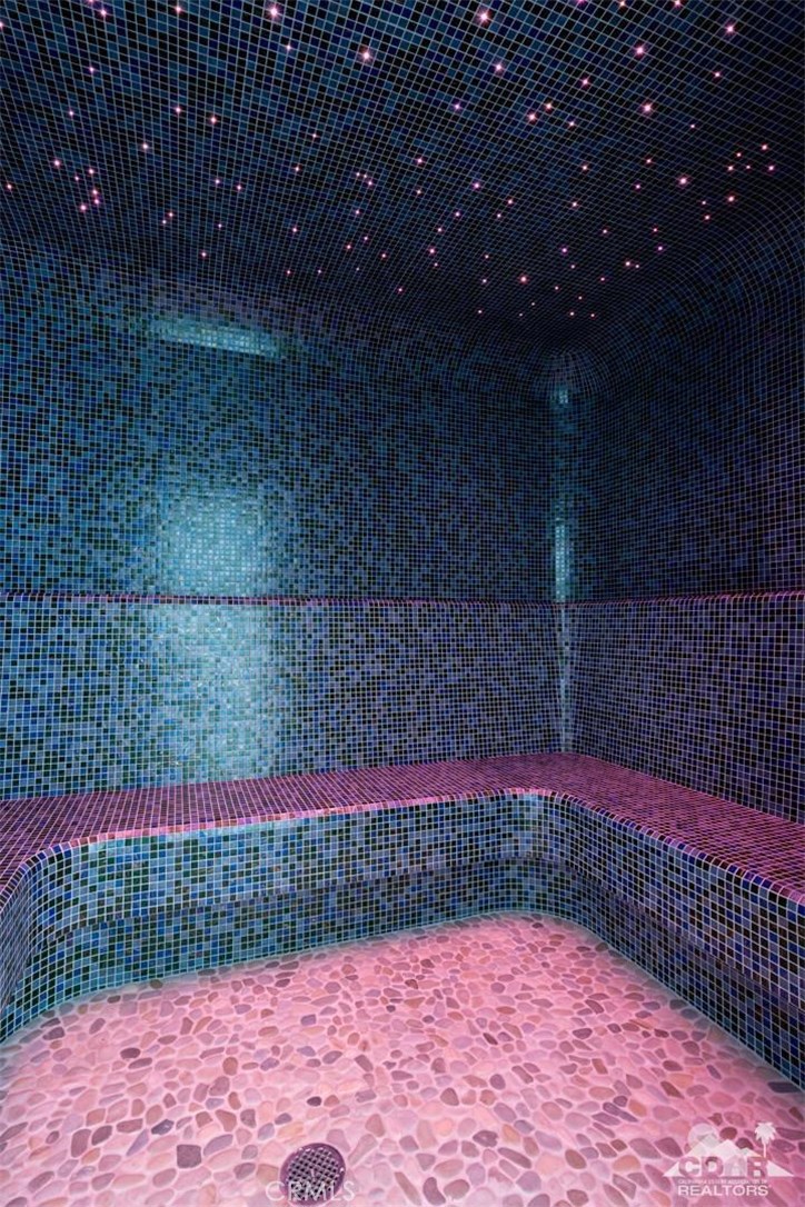 Vintage Country Club - Residential