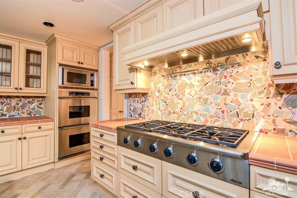 Vintage Country Club - Residential