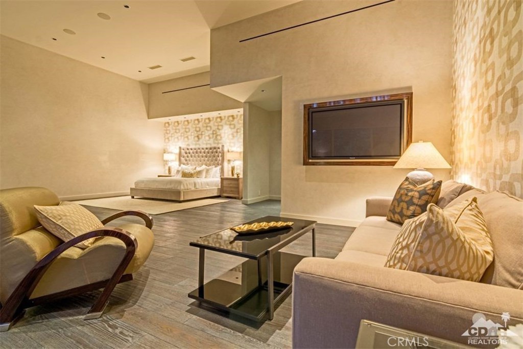 Vintage Country Club - Residential