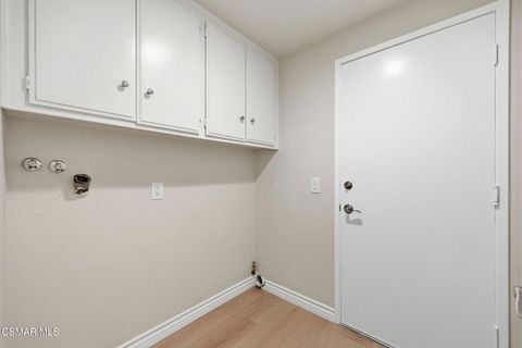 Tiny photo for 3374 Larkhaven Court, Thousand Oaks, CA 91360 (MLS # 226001024)