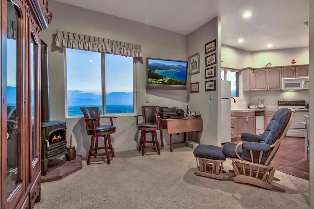 Bridgeport, California 93517, United States, 3 Bedrooms Bedrooms, ,4 BathroomsBathrooms,Residential,Active,62213