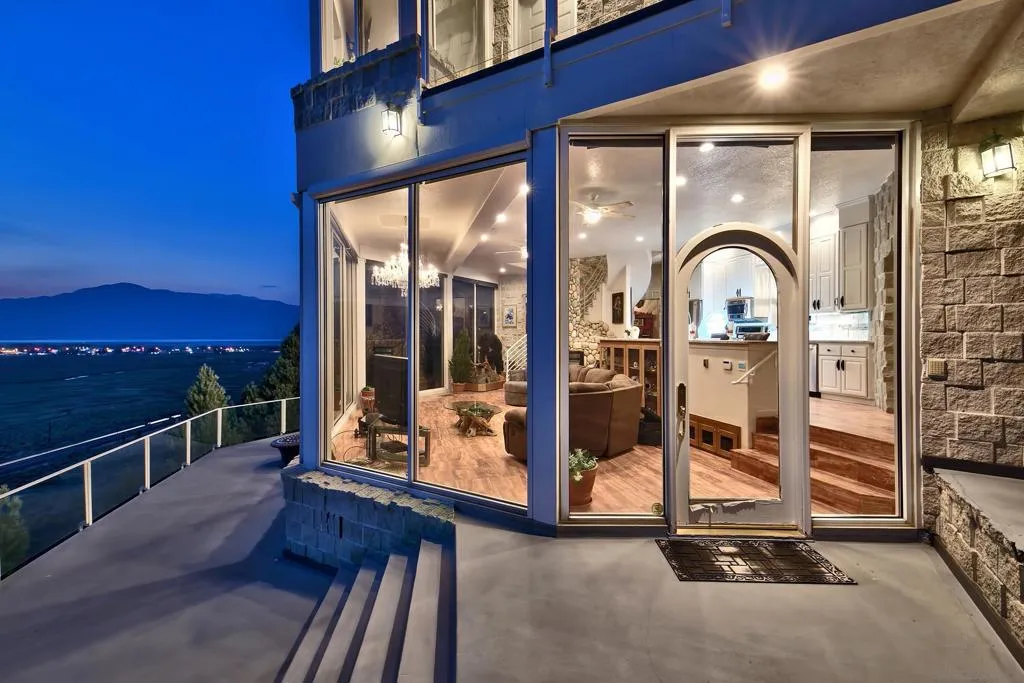 Bridgeport, California 93517, United States, 3 Bedrooms Bedrooms, ,4 BathroomsBathrooms,Residential,Active,62213