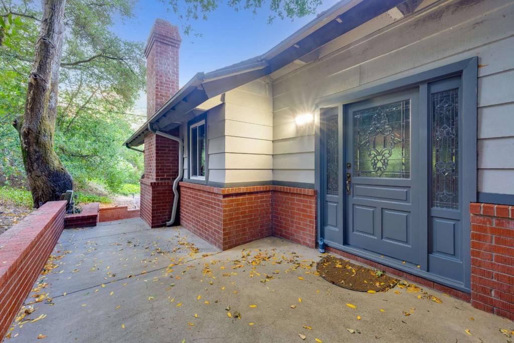 1180 Kilkare Road