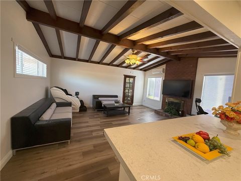11902 206th Street Lakewood CA 90715