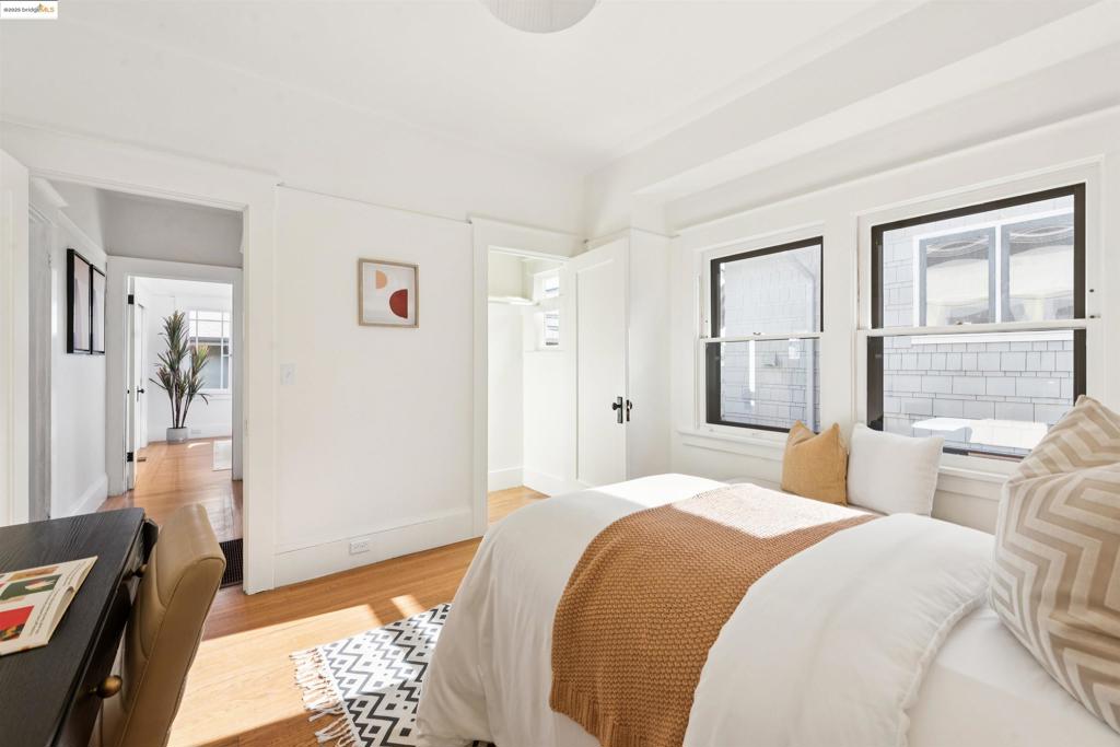 LOWER ROCKRIDGE - Residential