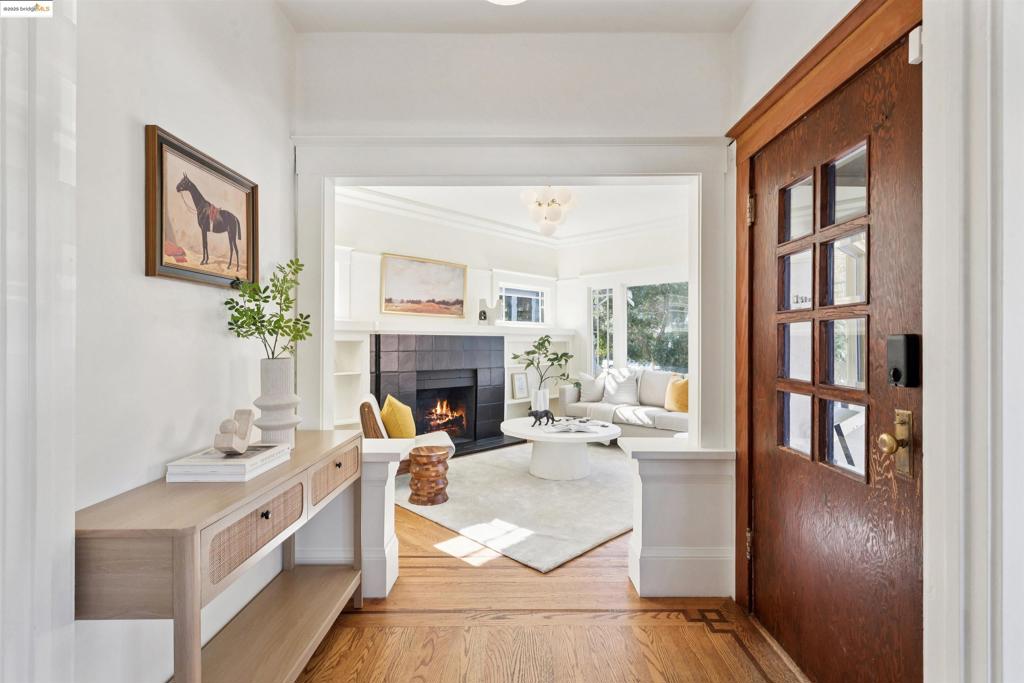 LOWER ROCKRIDGE - Residential