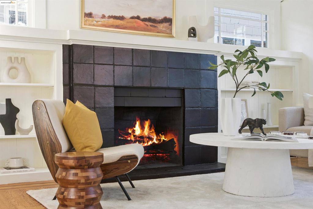 LOWER ROCKRIDGE - Residential