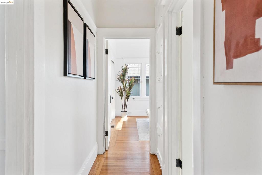 LOWER ROCKRIDGE - Residential