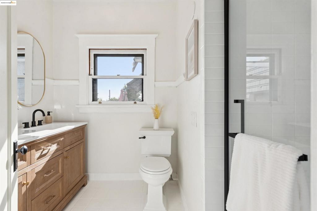 LOWER ROCKRIDGE - Residential