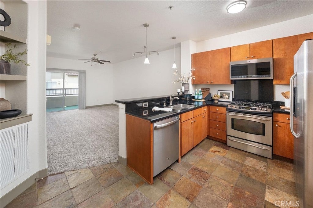 24535 Town Center Drive 6402