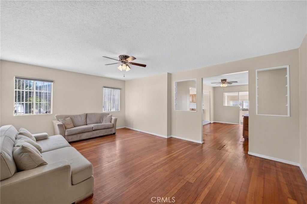 1135 Larch