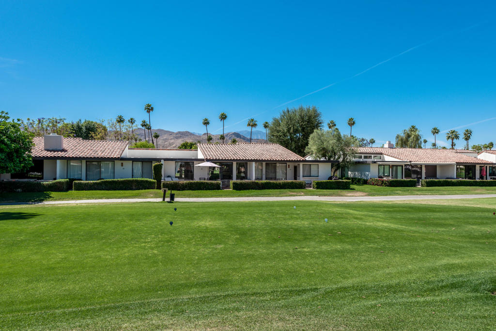 Rancho Las Palmas C. - Residential Lease