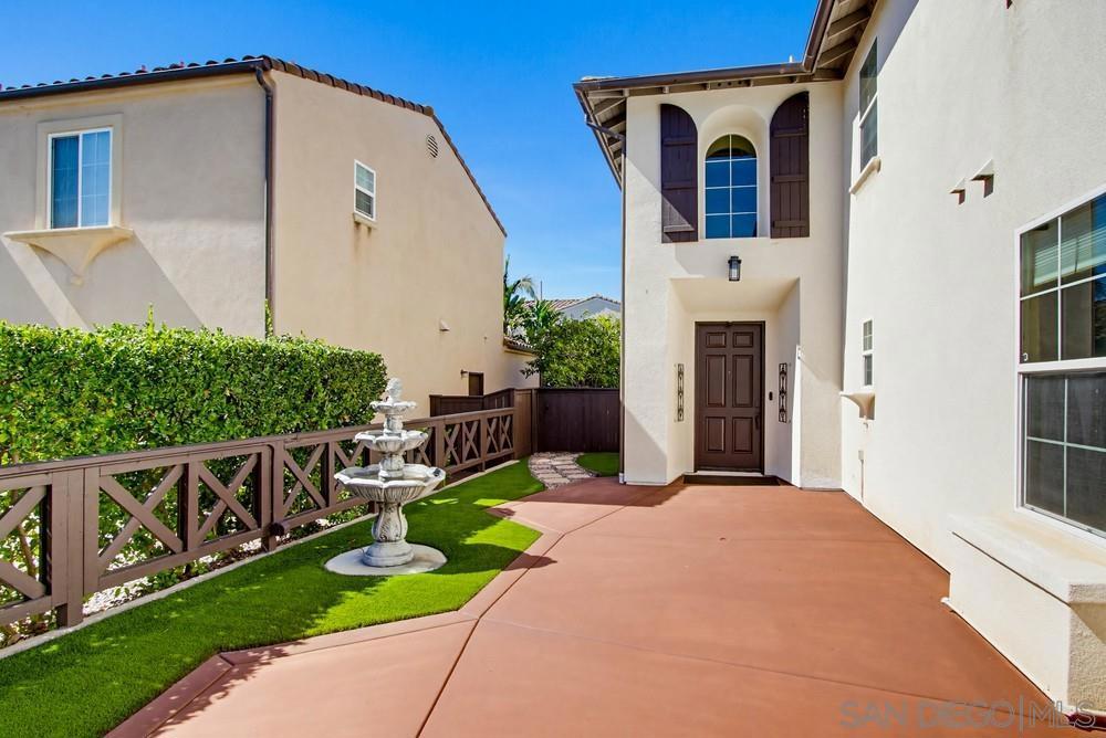 1442 Agate Creek Way