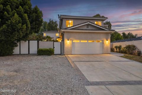 Photo of 526 Houston Drive, Thousand Oaks, CA 91360 (MLS # 226002137)