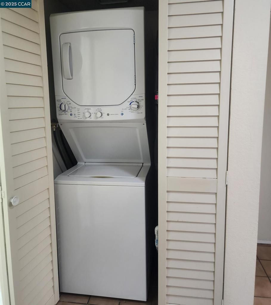 CARMELGLEN - Residential Lease