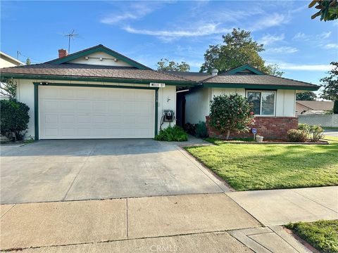 Photo of 3118 W Vallejo Dr, Anaheim, CA 92804 (MLS # OC26054732)