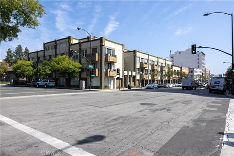 Photo of 80 N Raymond AVE #106, Pasadena, CA 91103 (MLS # WS26096341)