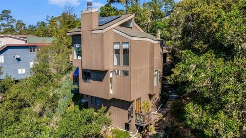 Tiny photo for 850 Suffolk Street St, Cambria, CA 93428 (MLS # SC25112407)