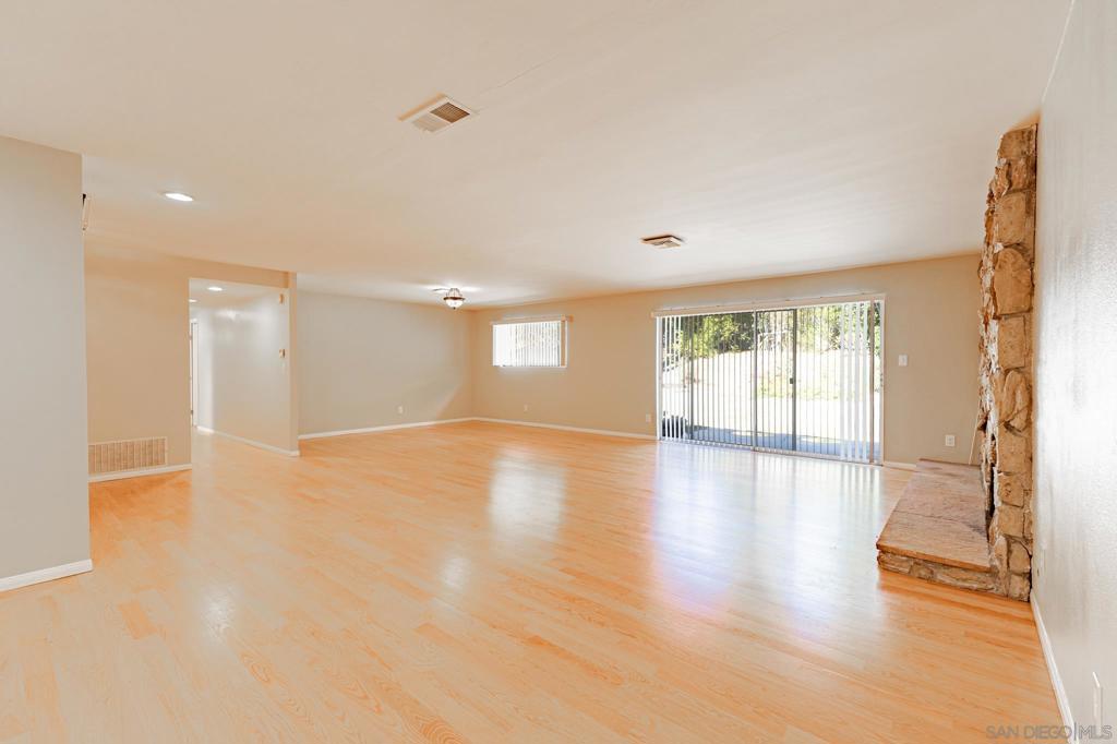 La Mesa - Residential