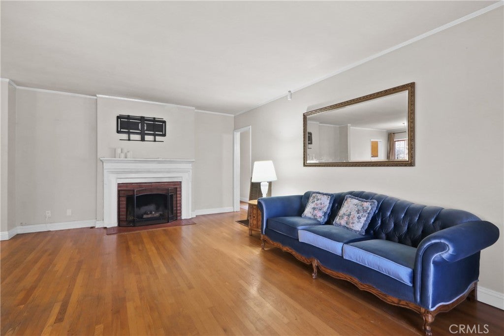 16706 Longworth