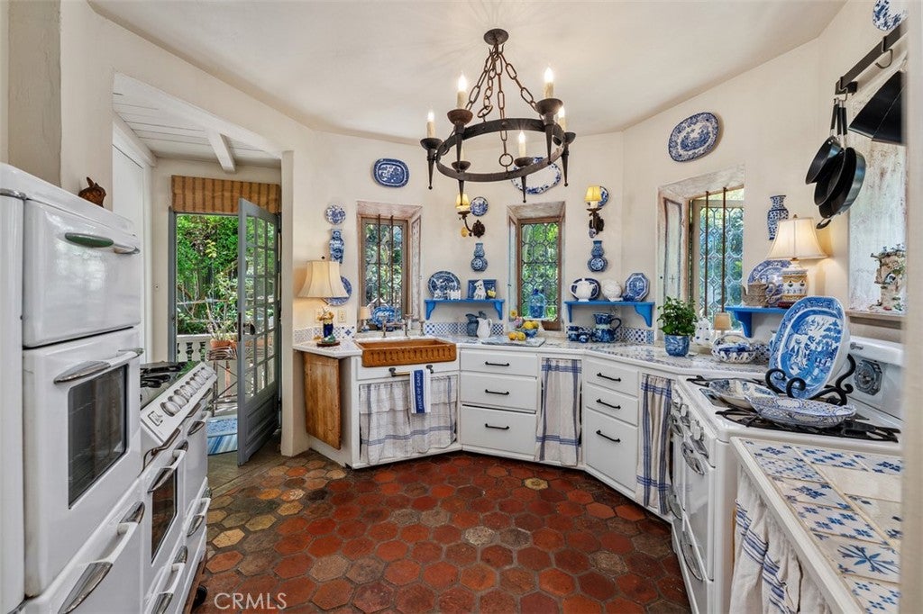 27002 Avenida Las Palmas, Dana Point CA 92624 - Photo 10