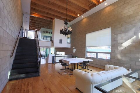 Photo of 6615 Melrose Ave #1, Los Angeles, CA 90038 (MLS # BB26027190)