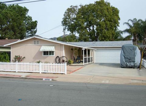 Photo of Poway, CA 92064 (MLS # 260002162SD)