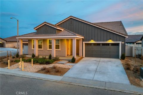 Photo of 8812 W Dale Drive, Lancaster, CA 93536 (MLS # SR26032272)
