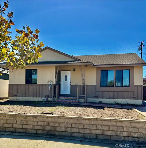 Photo of 4402 Cathann Street, Torrance, CA 90503 (MLS # SB25238221)