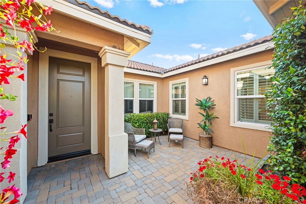 35543 Laurel Tree Court