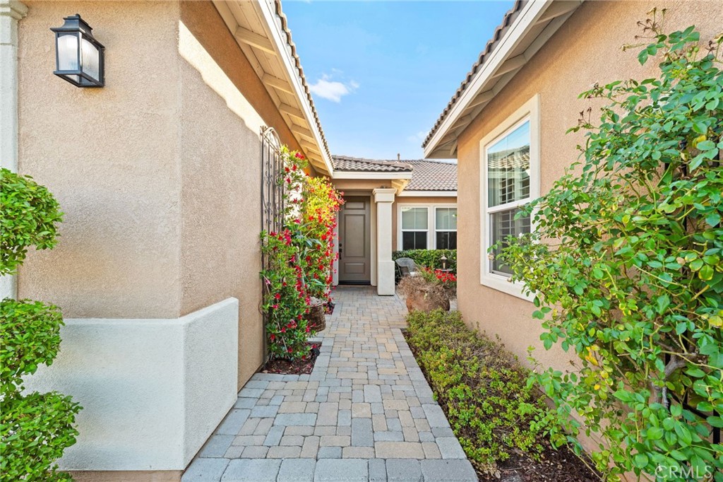 35543 Laurel Tree Court