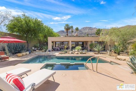 Photo of 13 Vista Loma Drive, Rancho Mirage, CA 92270 (MLS # 26670341PS)