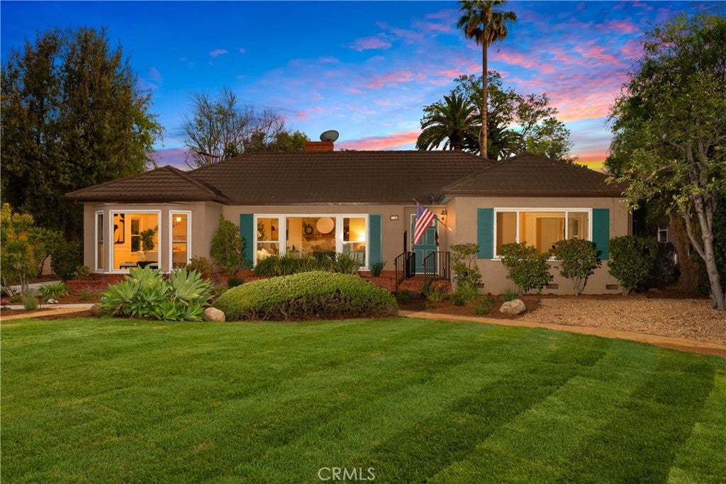166 W Las Flores Avenue
