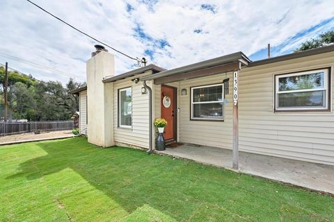 1390 Willowside Ter Alpine CA 91901