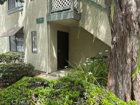 Photo of 3510 W Sweetbay Court, Anaheim, CA 92804 (MLS # PW26093518)